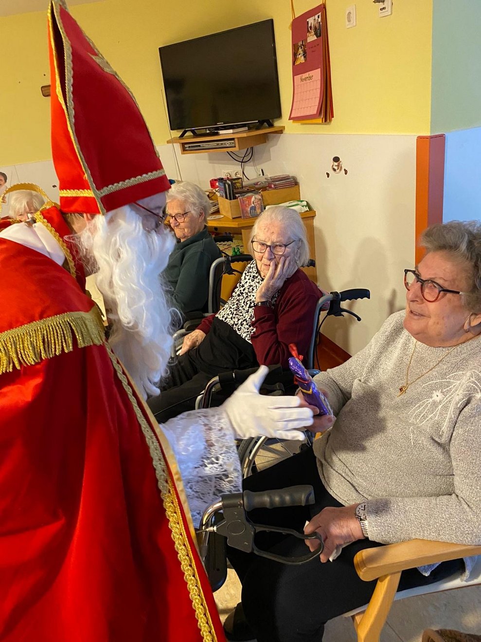 heute gibt es für Alle einen Schokoladen Nikolaus