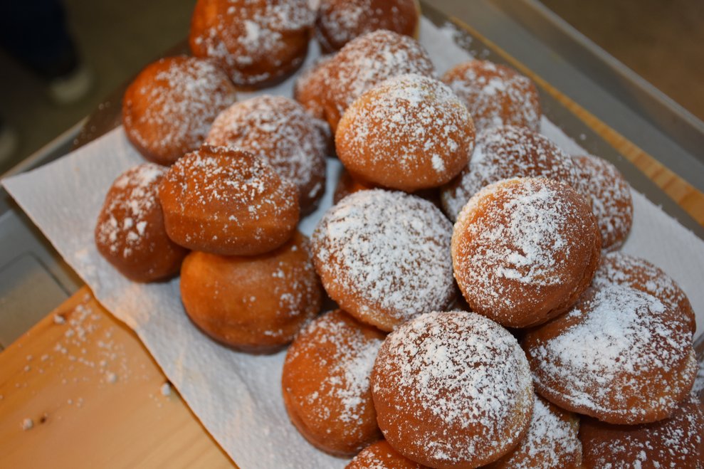 unsere frischen Krapfen sind bereit für die Verkostung