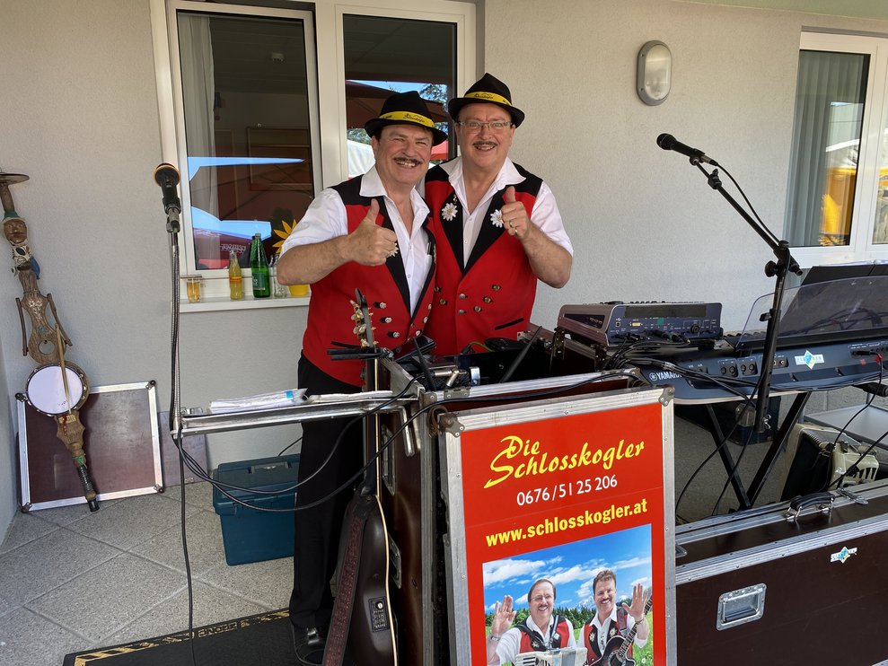 Live Musik von die "Schlosskogler"