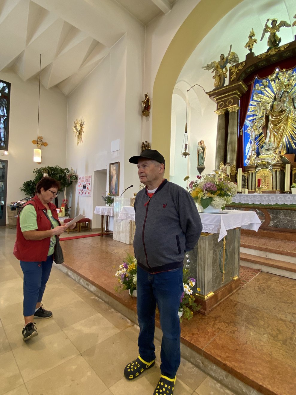 wir hören die Entstehung der Kirche