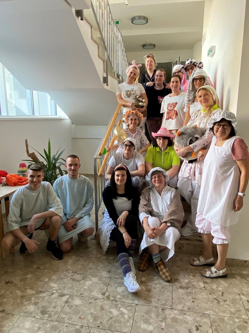 bereit für das Faschingsfest im Haus