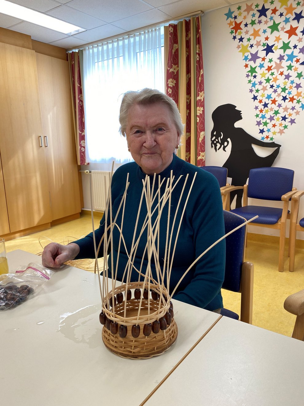 Bewohnerin ist sehr stolz auf ihr Ergebnis