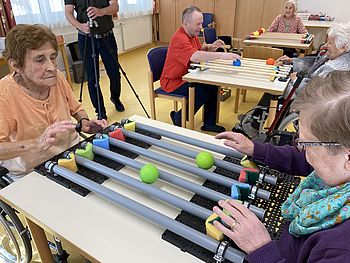 gemeinsames Üben in der Kleingruppe 
