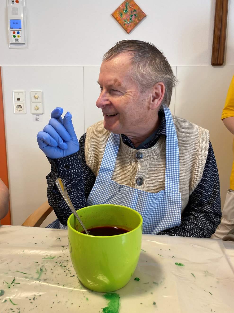 Hr. H. erzählt eine spannende Geschichte 